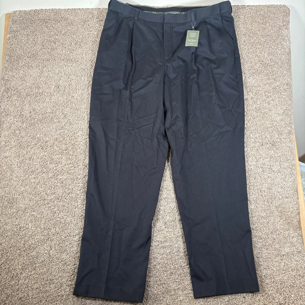 LL Bean Mens Comfort Waist Pleated Chino Pants Navy Blue 42x34 262556